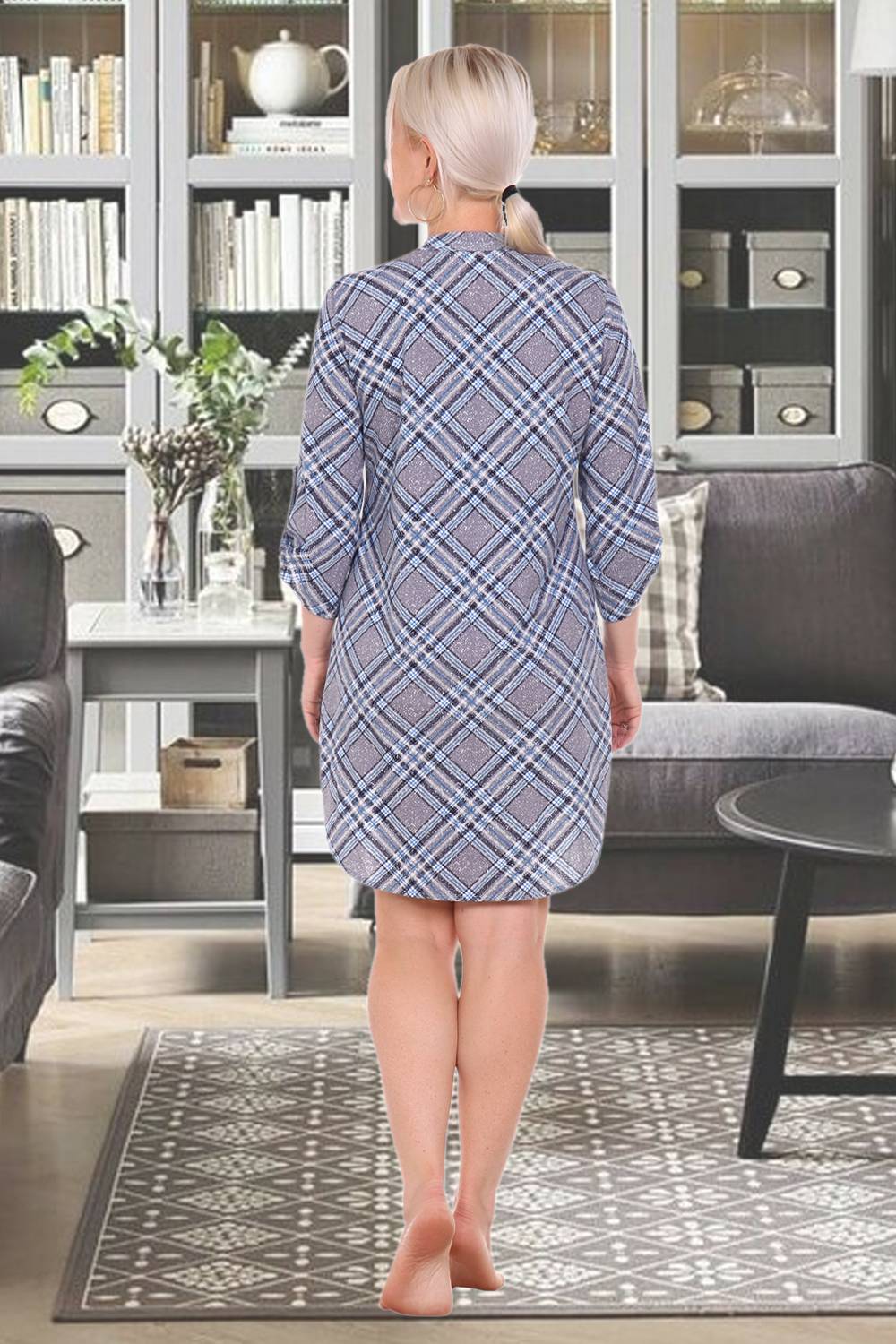 Фото товара 20882, голубая рубашка-туника в клетку